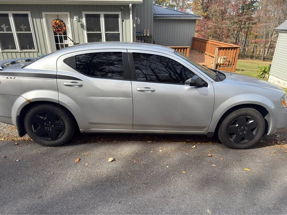2010 Dodge Avenger Sedan - Image 3 of 7