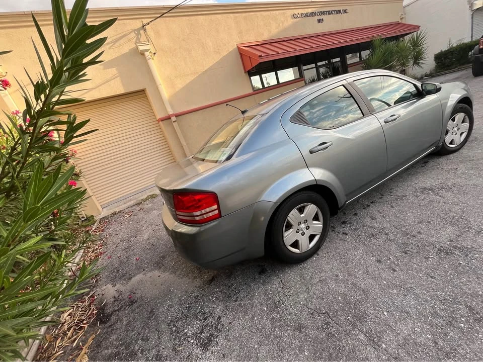 2010 Dodge Avenger Sedan - Image 6 of 6