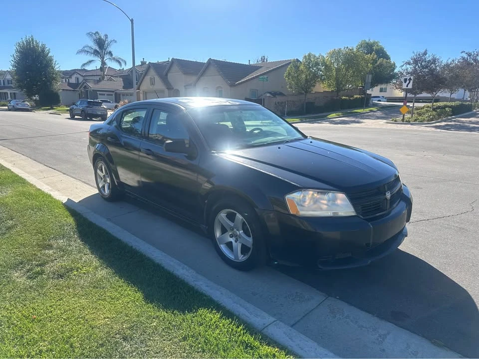 2010 Dodge Avenger Sedan - Image 7 of 14