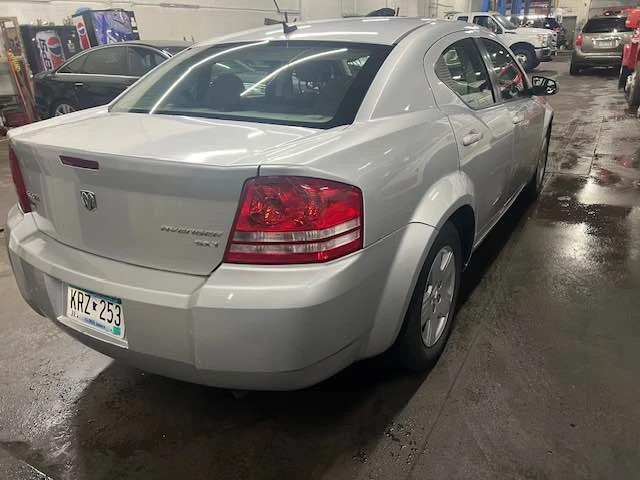 2010 Dodge Avenger Sedan - Image 5 of 7