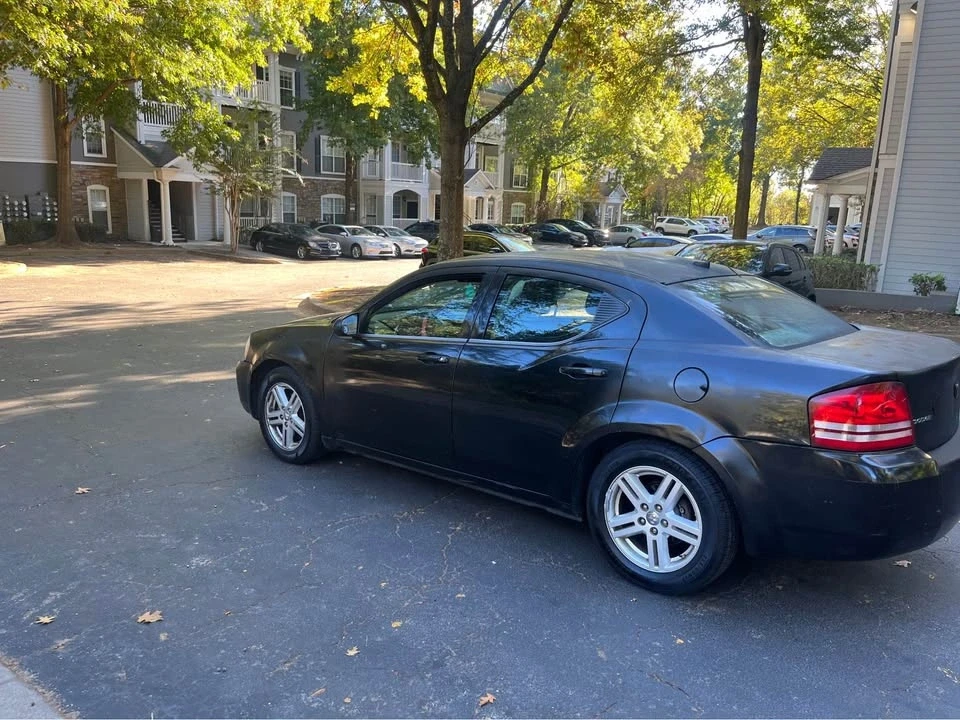 2010 Dodge Avenger Sedan - Image 3 of 6