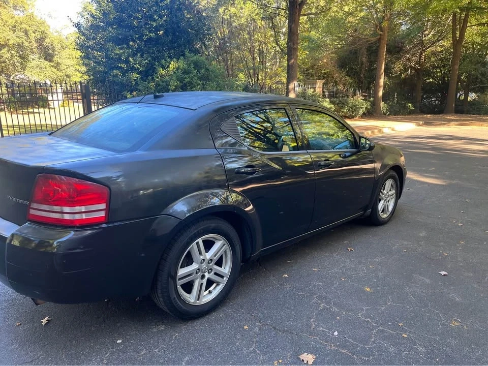 2010 Dodge Avenger Sedan - Image 6 of 6