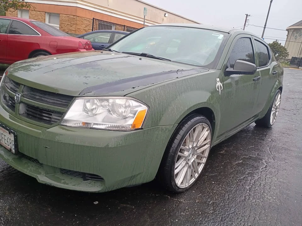 2010 Dodge Avenger Sedan - Image 3 of 11