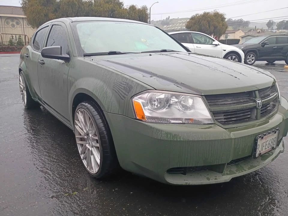 2010 Dodge Avenger Sedan - Image 4 of 11