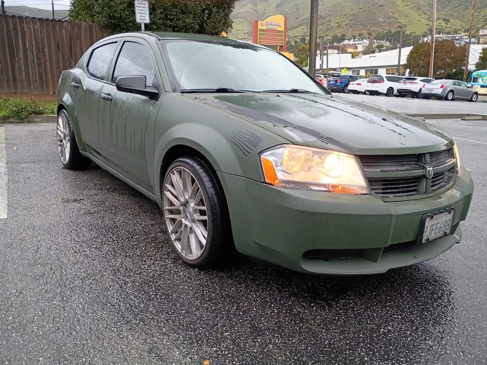 2010 Dodge Avenger Sedan - Image 2 of 11