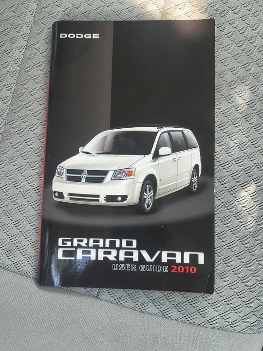2010 Dodge Caravan - Image 7 of 7