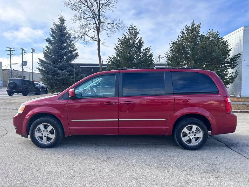 2010 Dodge Caravan - Image 3 of 16