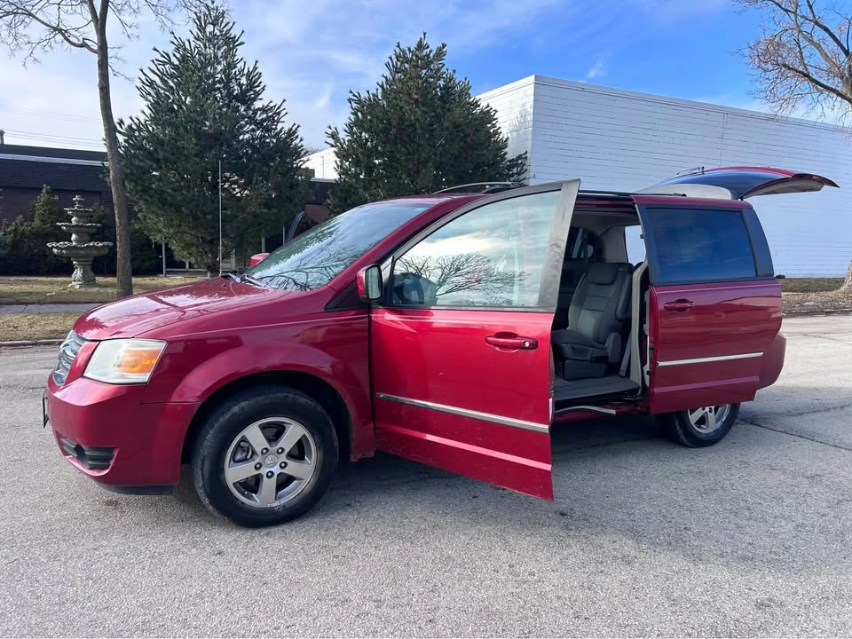 2010 Dodge Caravan - Image 16 of 16
