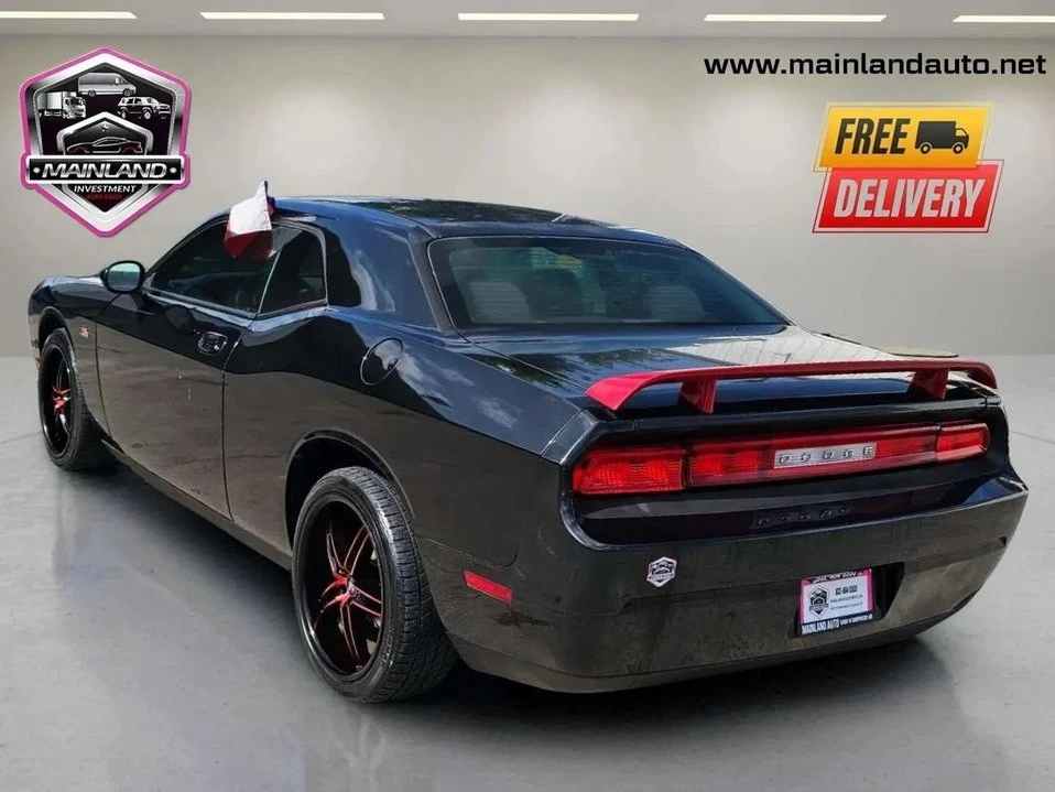 2010 Dodge Challenger 3rd Gen - Image 5 of 15