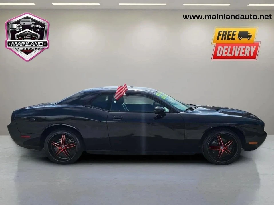 2010 Dodge Challenger 3rd Gen - Image 2 of 15