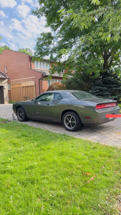 2010 Dodge Challenger 3rd Gen - Image 4 of 5