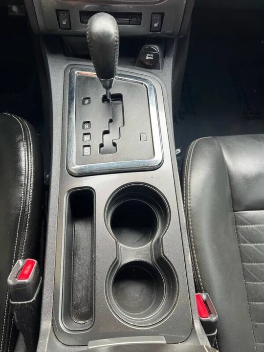 2010 Dodge Challenger 3rd Gen - Image 16 of 19