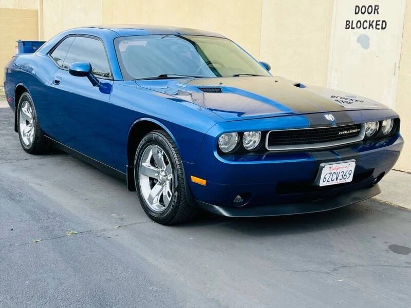 2010 Dodge Challenger 3rd Gen - Image 2 of 19