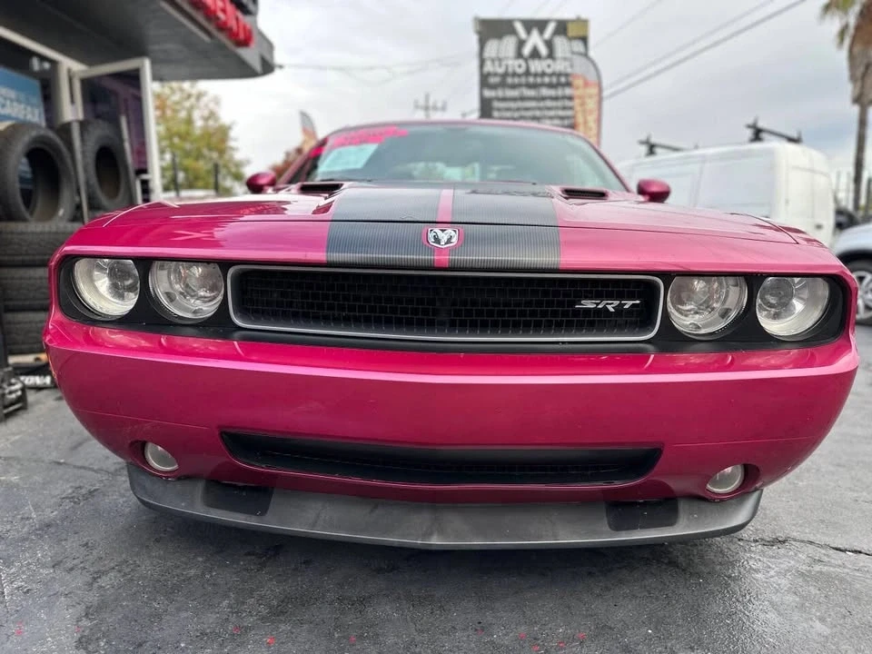 2010 Dodge Challenger 3rd Gen - Image 2 of 20