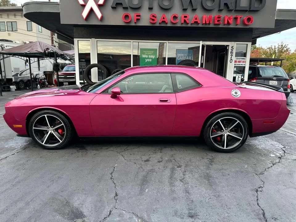 2010 Dodge Challenger 3rd Gen - Image 7 of 20