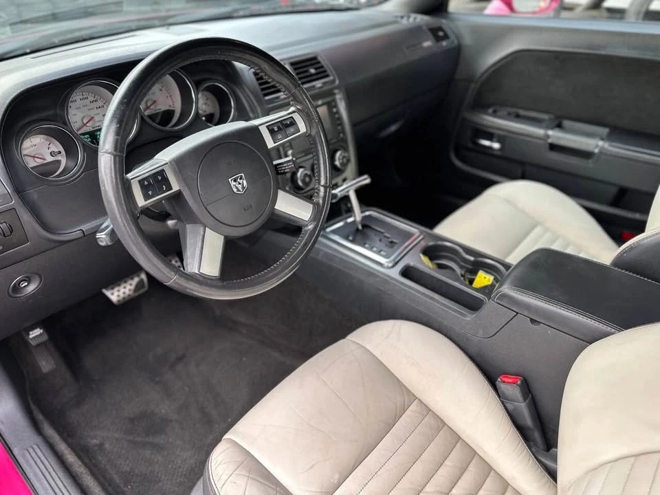 2010 Dodge Challenger 3rd Gen - Image 14 of 20