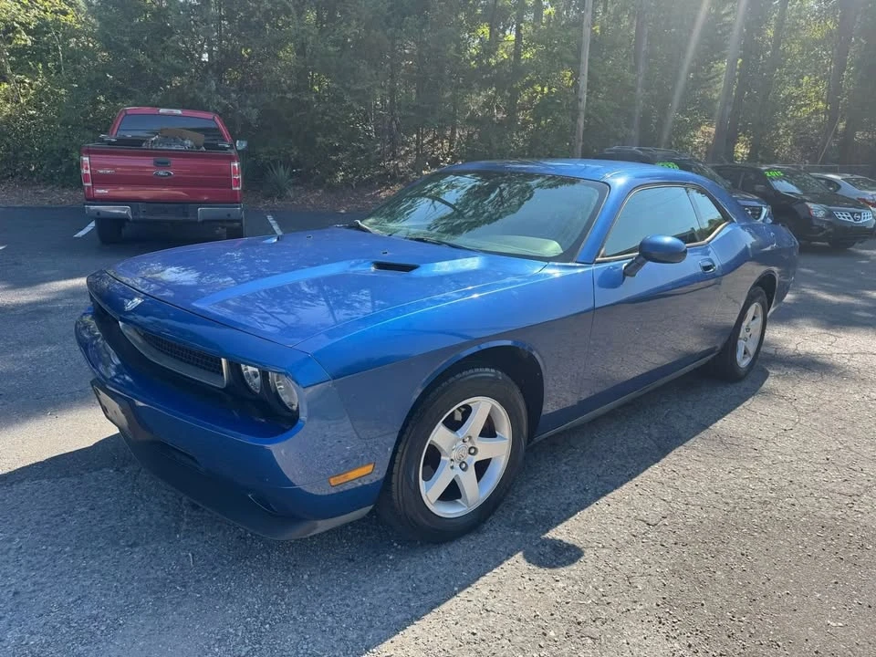 2010 Dodge Challenger 3rd Gen - Image 3 of 18