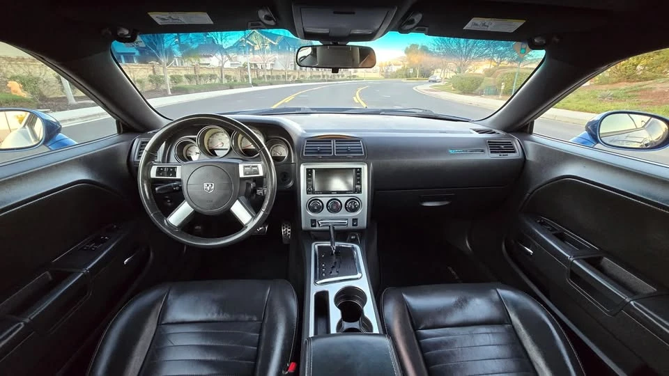 2010 Dodge Challenger 3rd Gen - Image 20 of 20