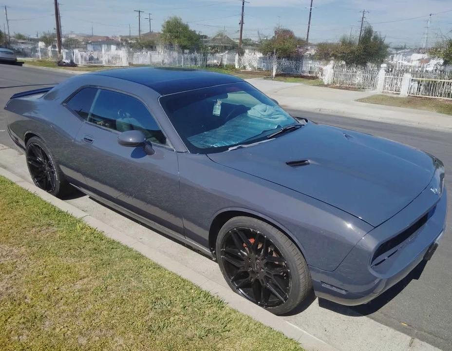 2010 Dodge Challenger 3rd Gen - Image 18 of 18