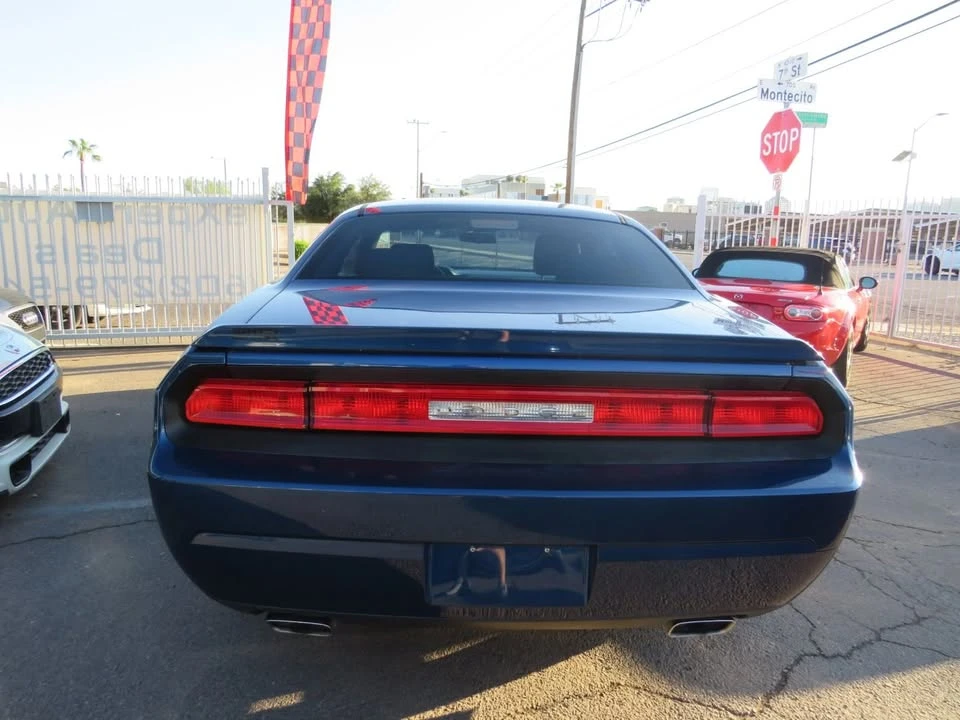 2010 Dodge Challenger 3rd Gen - Image 14 of 17