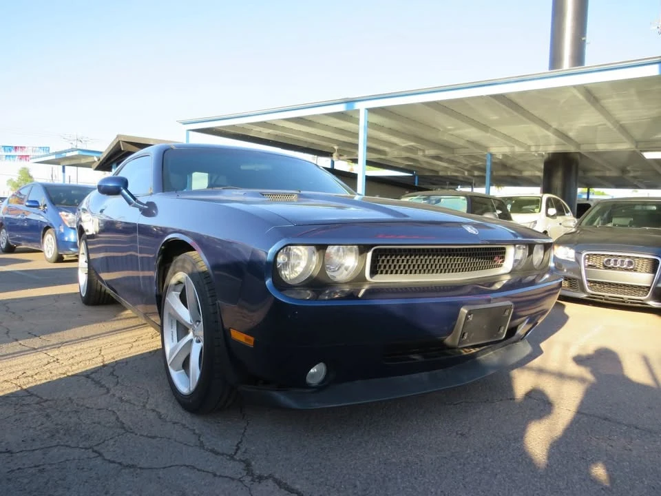2010 Dodge Challenger 3rd Gen - Image 11 of 17
