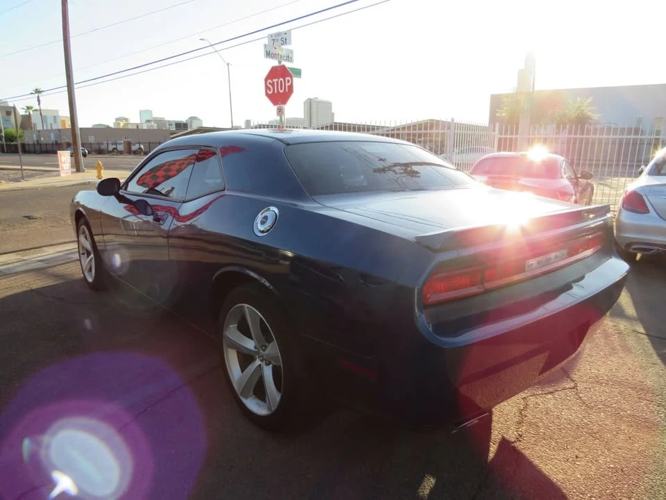2010 Dodge Challenger 3rd Gen - Image 15 of 17