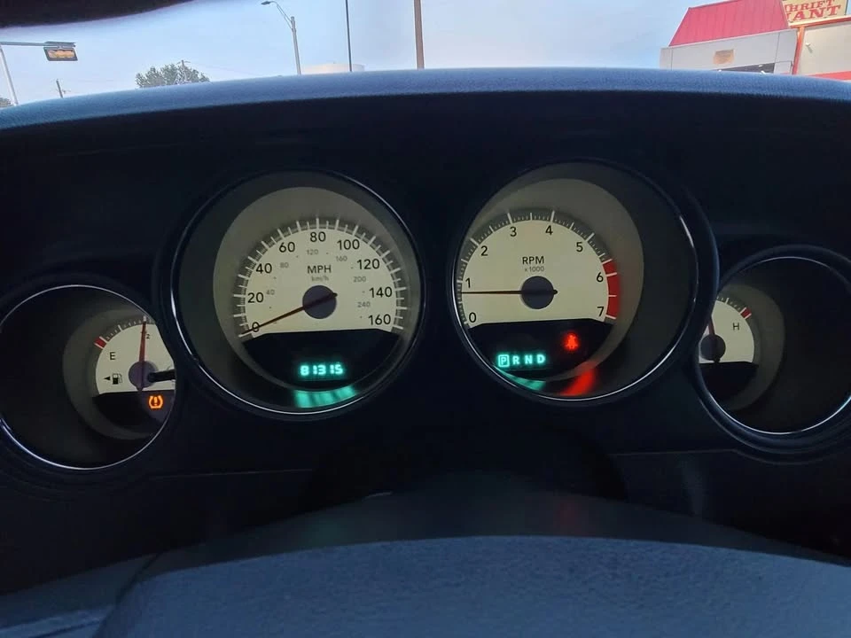 2010 Dodge Challenger 3rd Gen - Image 18 of 20