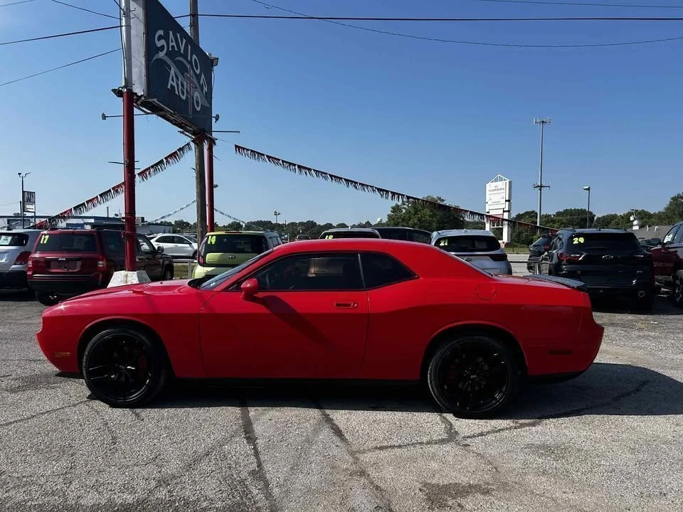 2010 Dodge Challenger 3rd Gen - Image 2 of 5