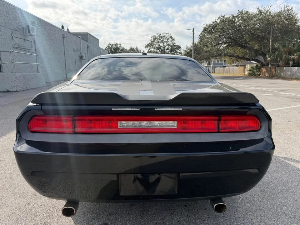 2010 Dodge Challenger 3rd Gen - Image 4 of 10