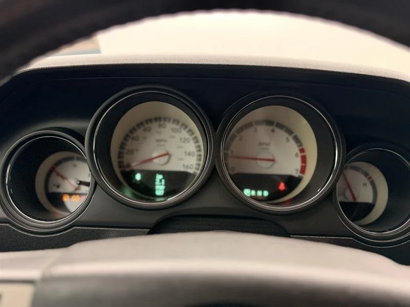 2010 Dodge Challenger 3rd Gen - Image 14 of 17