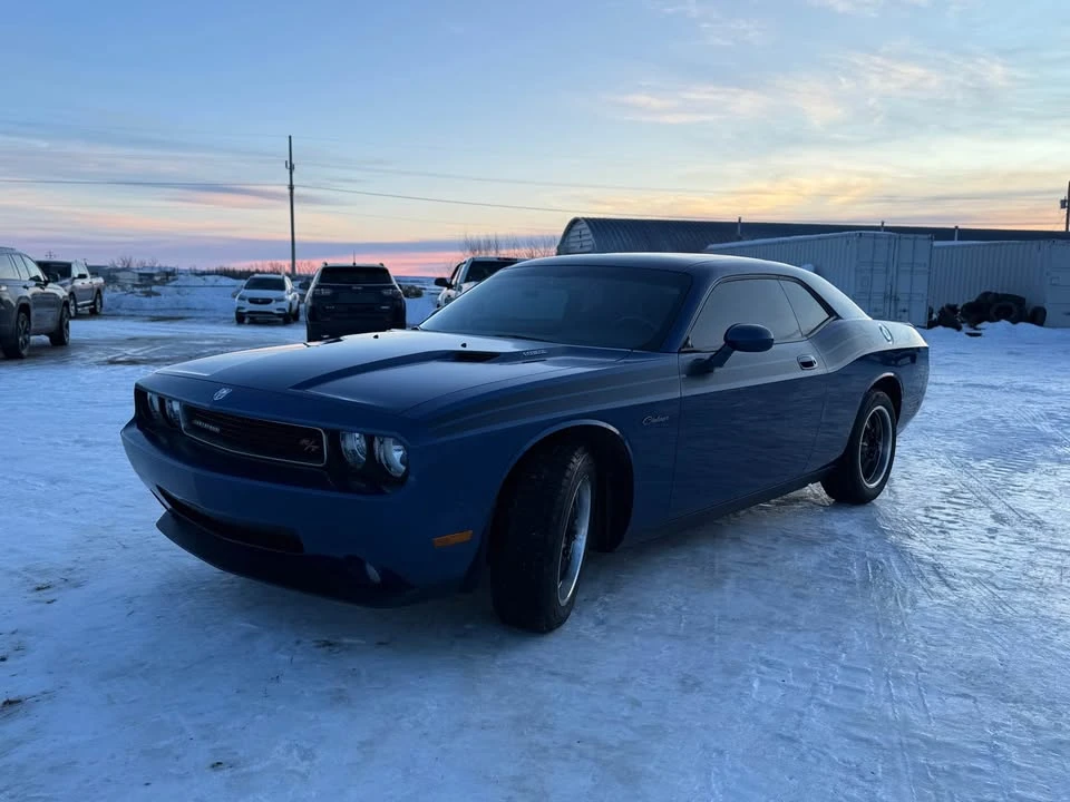 2010 Dodge Challenger 3rd Gen - Image 4 of 10