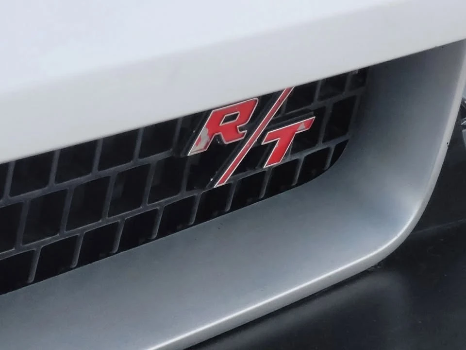 2010 Dodge Challenger 3rd Gen - Image 9 of 20
