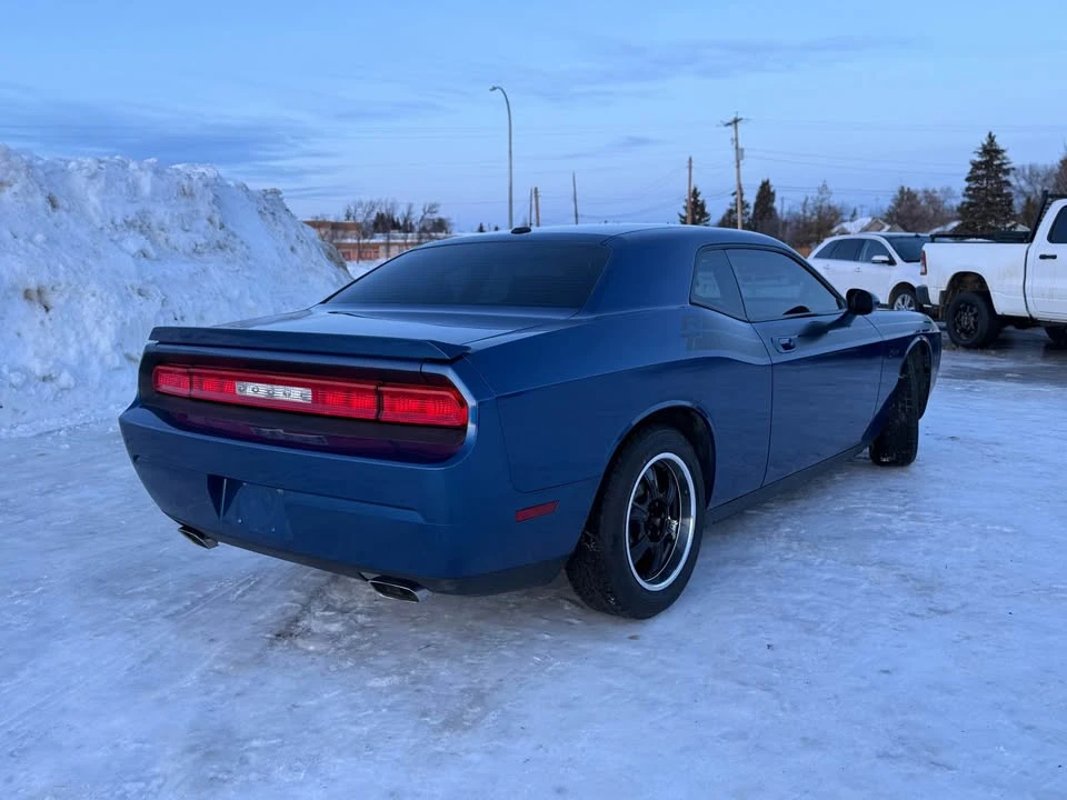 2010 Dodge Challenger 3rd Gen - Image 2 of 10