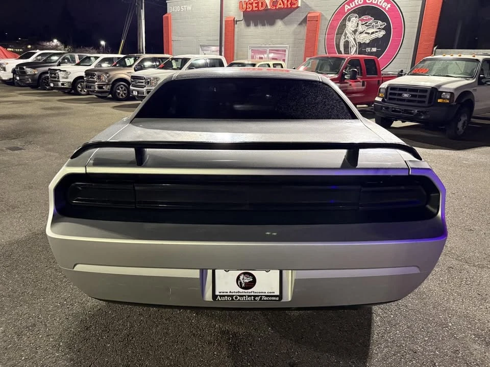 2010 Dodge Challenger 3rd Gen - Image 8 of 14