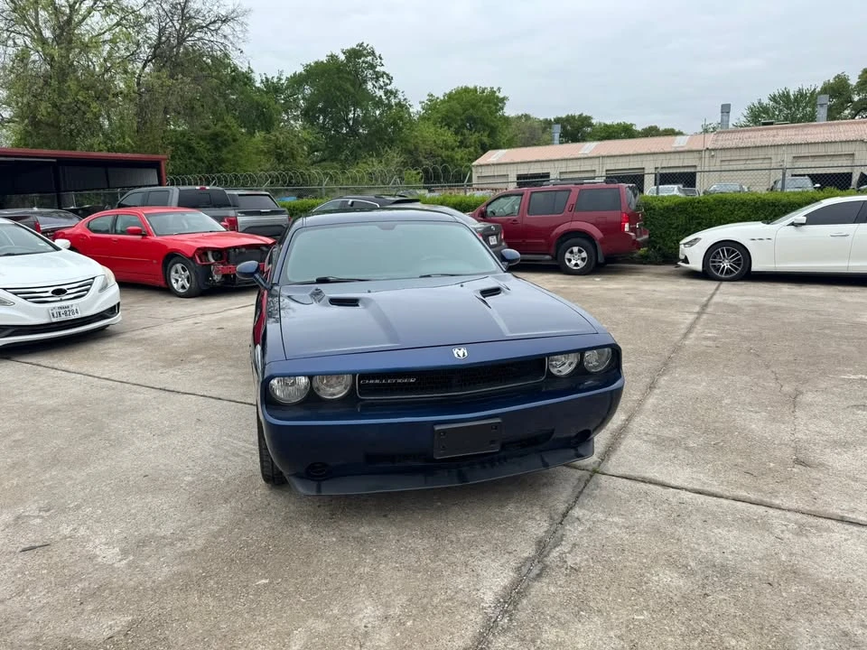 2010 Dodge Challenger 3rd Gen - Image 2 of 20
