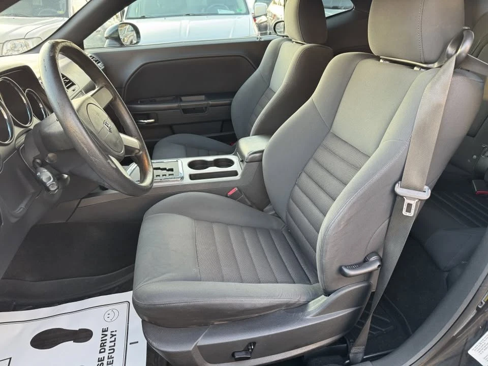 2010 Dodge Challenger 3rd Gen - Image 10 of 19
