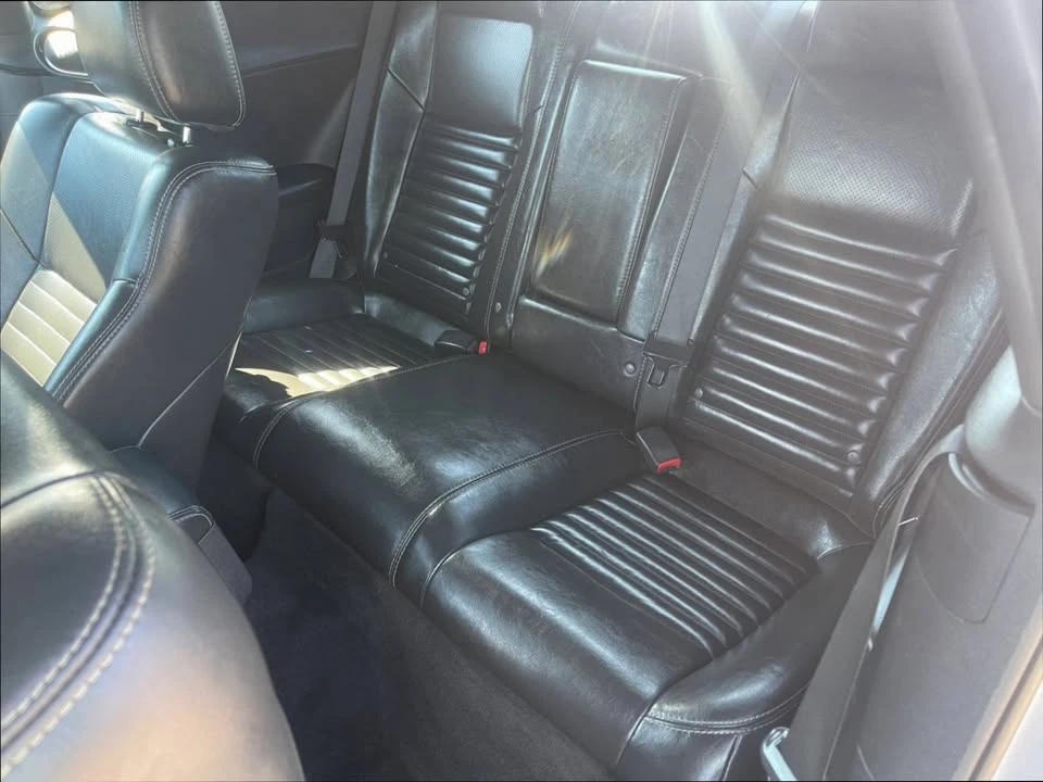 2010 Dodge Challenger 3rd Gen - Image 7 of 8