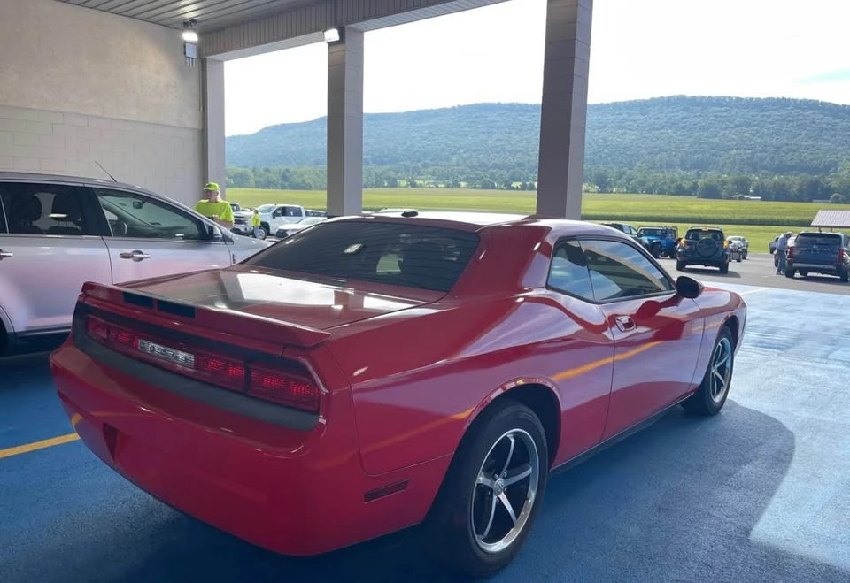 2010 Dodge Challenger 3rd Gen - Image 2 of 4