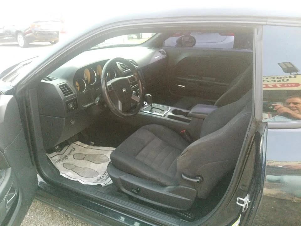 2010 Dodge Challenger 3rd Gen - Image 14 of 20