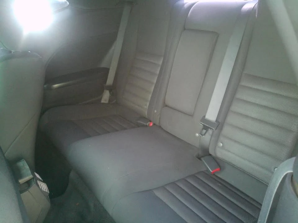 2010 Dodge Challenger 3rd Gen - Image 16 of 20