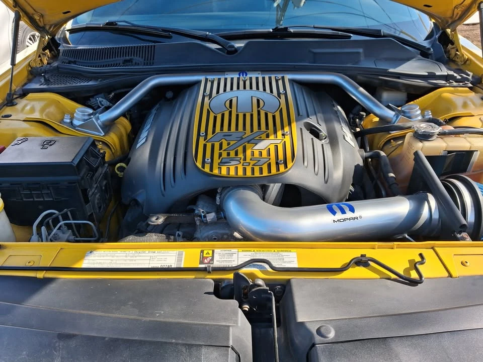 2010 Dodge Challenger 3rd Gen - Image 2 of 3