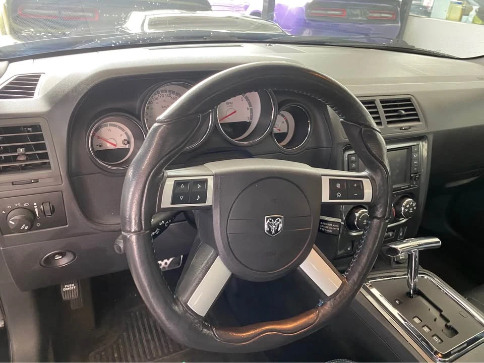 2010 Dodge Challenger 3rd Gen - Image 11 of 19