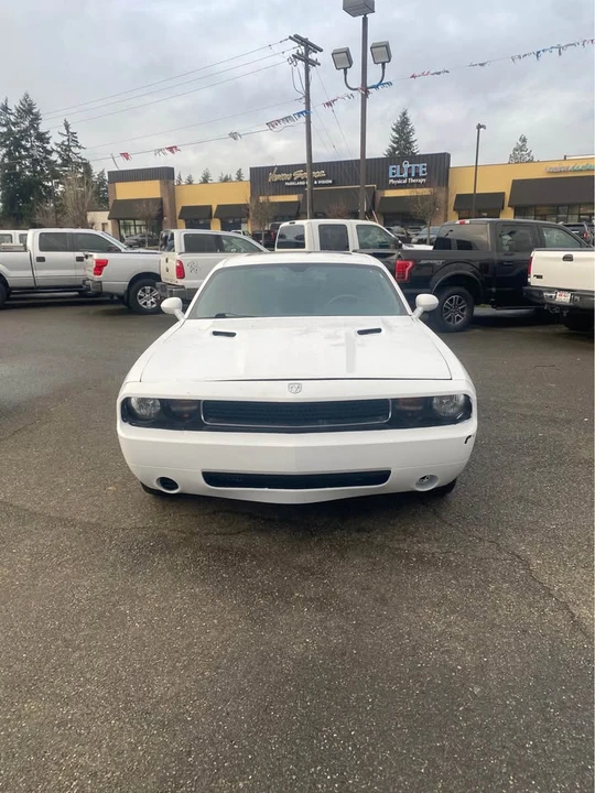 2010 Dodge Challenger 3rd Gen - Image 2 of 12