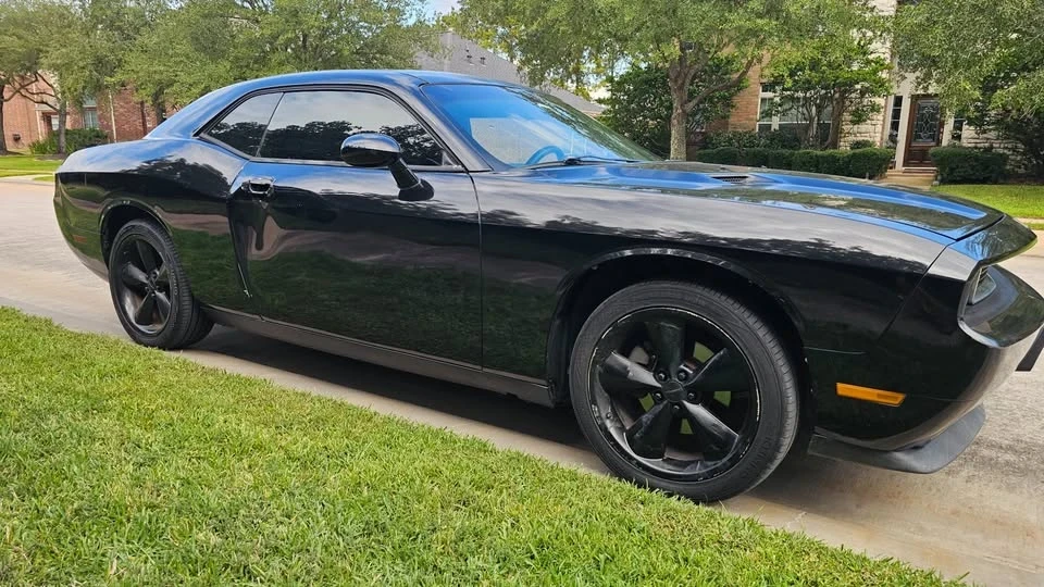 2010 Dodge Challenger 3rd Gen - Image 3 of 6