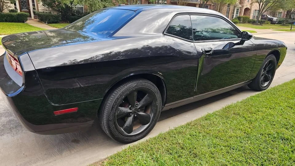 2010 Dodge Challenger 3rd Gen - Image 4 of 6