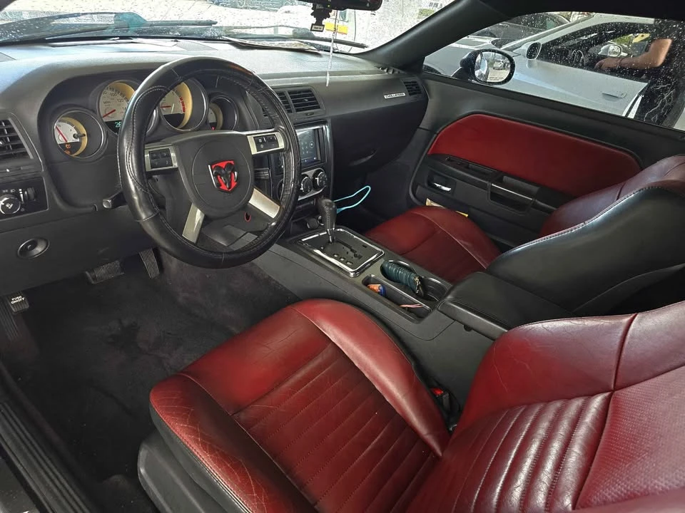 2010 Dodge Challenger SRT8 & 392 3rd Gen - Image 7 of 8