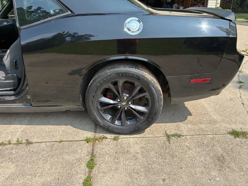 2010 Dodge Challenger 3rd Gen - Image 8 of 12