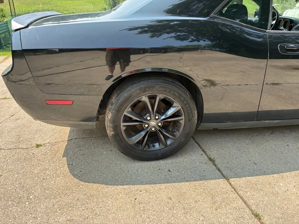 2010 Dodge Challenger 3rd Gen - Image 2 of 12