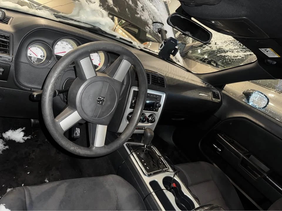 2010 Dodge Challenger 3rd Gen - Image 6 of 6