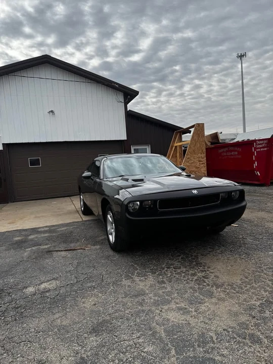 2010 Dodge Challenger 3rd Gen - Image 2 of 6